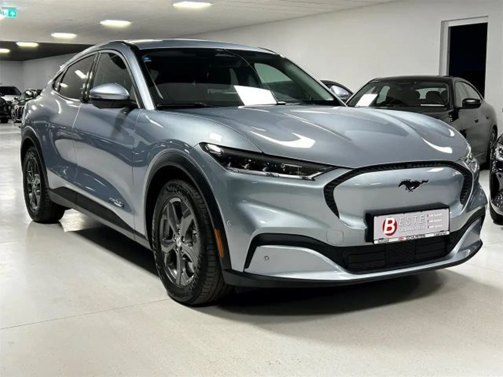 Ford Mustang Mach-E Extended range