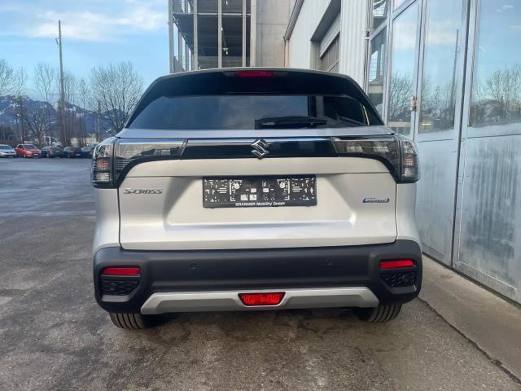 Suzuki S-Cross