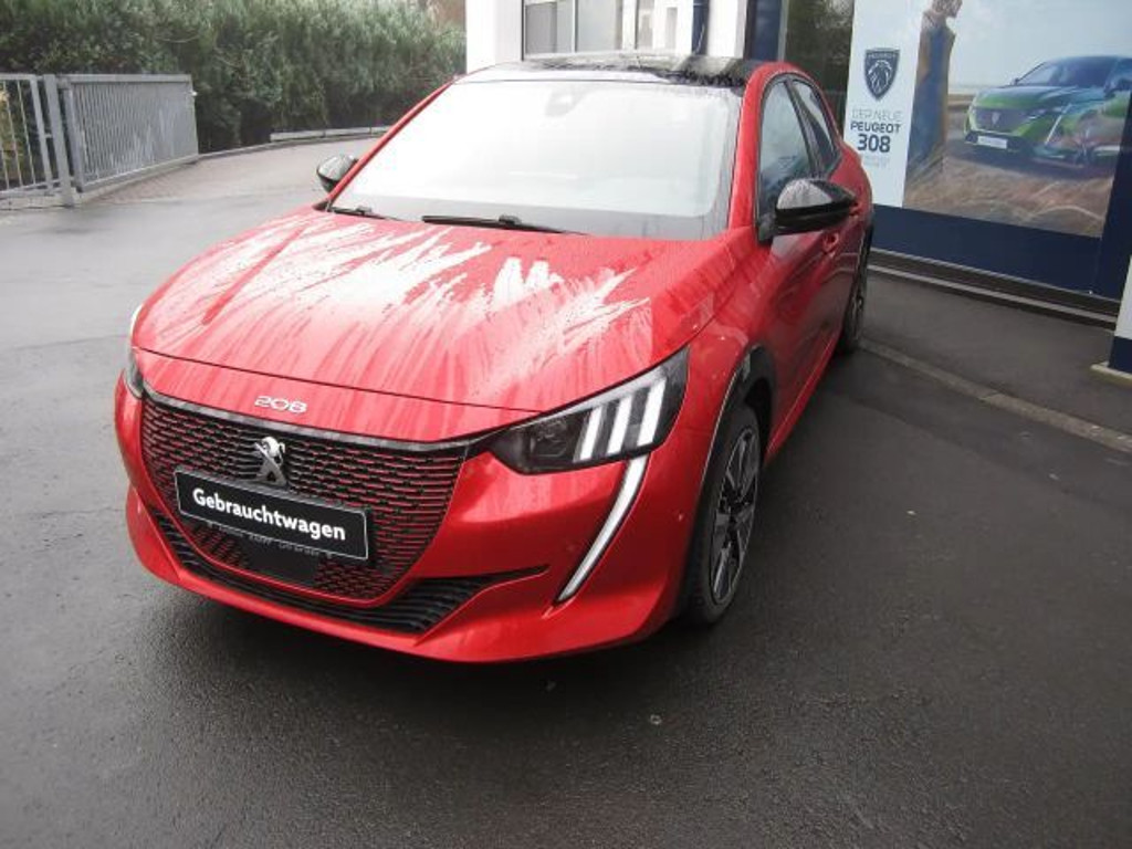 Peugeot e-208