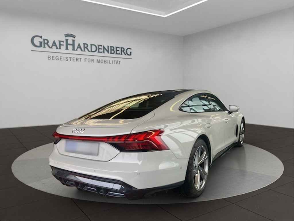 Audi e-tron GT