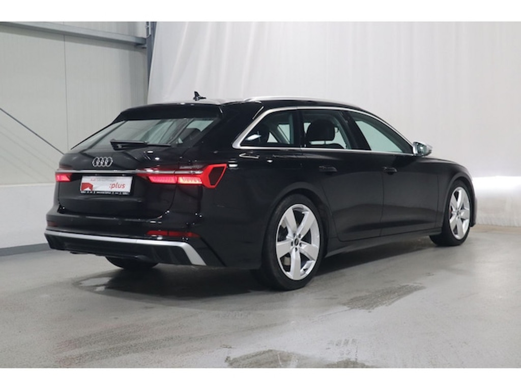 Audi S6 Avant Quattro