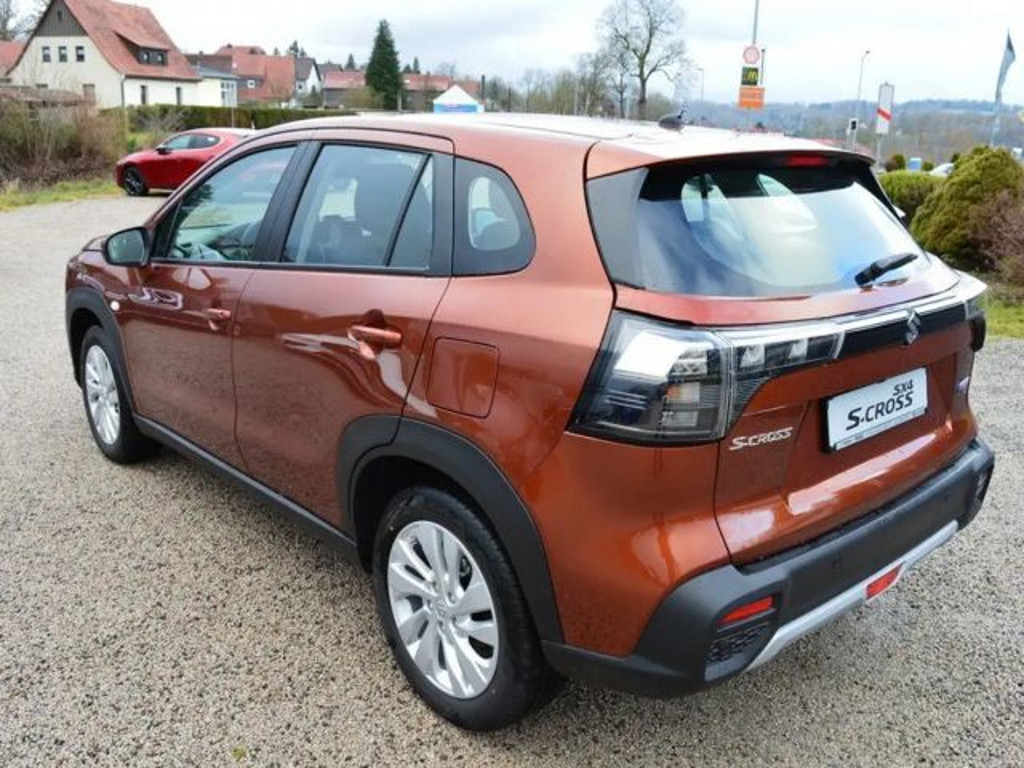 Suzuki S-Cross