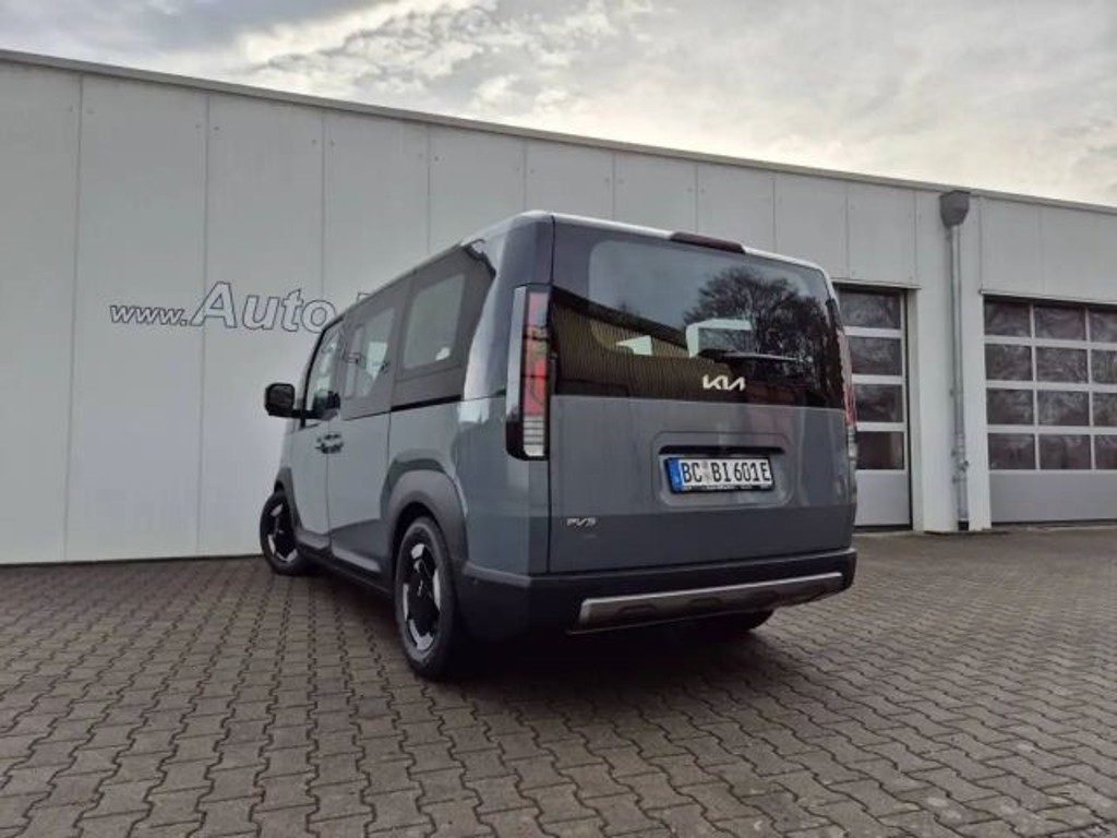 Kia PV5 Passenger