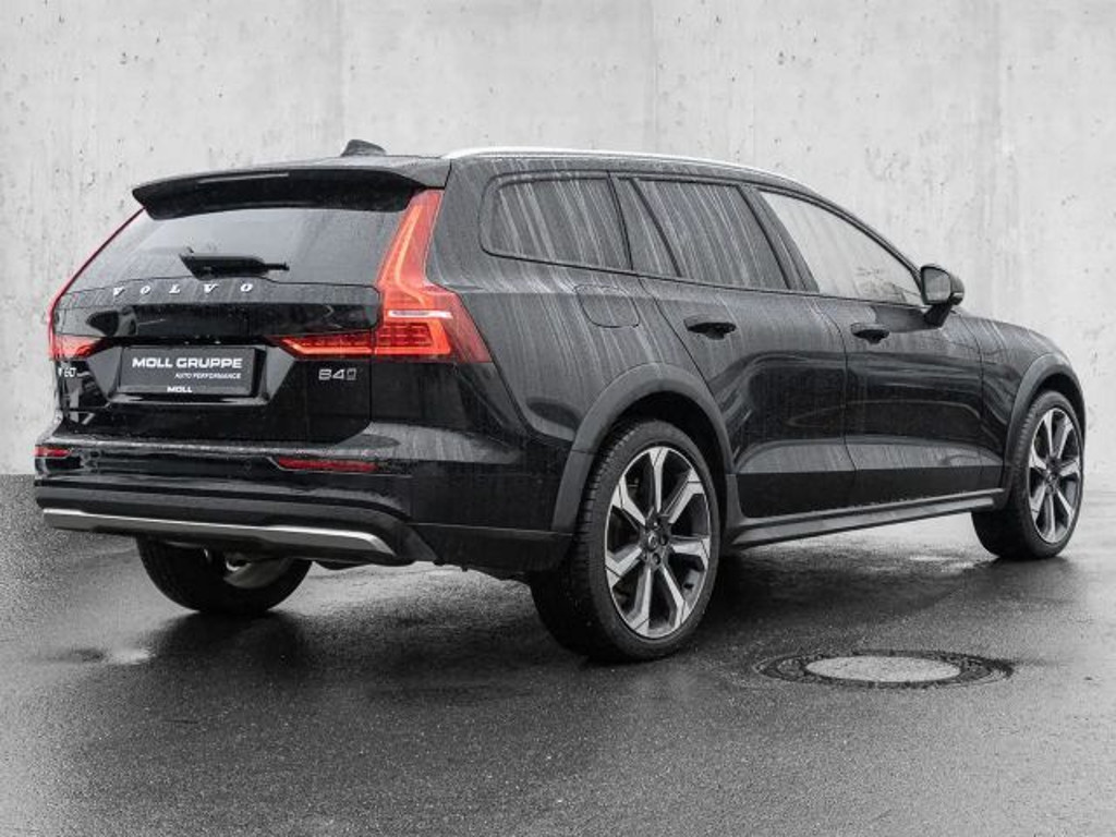 Volvo V60 Cross Country