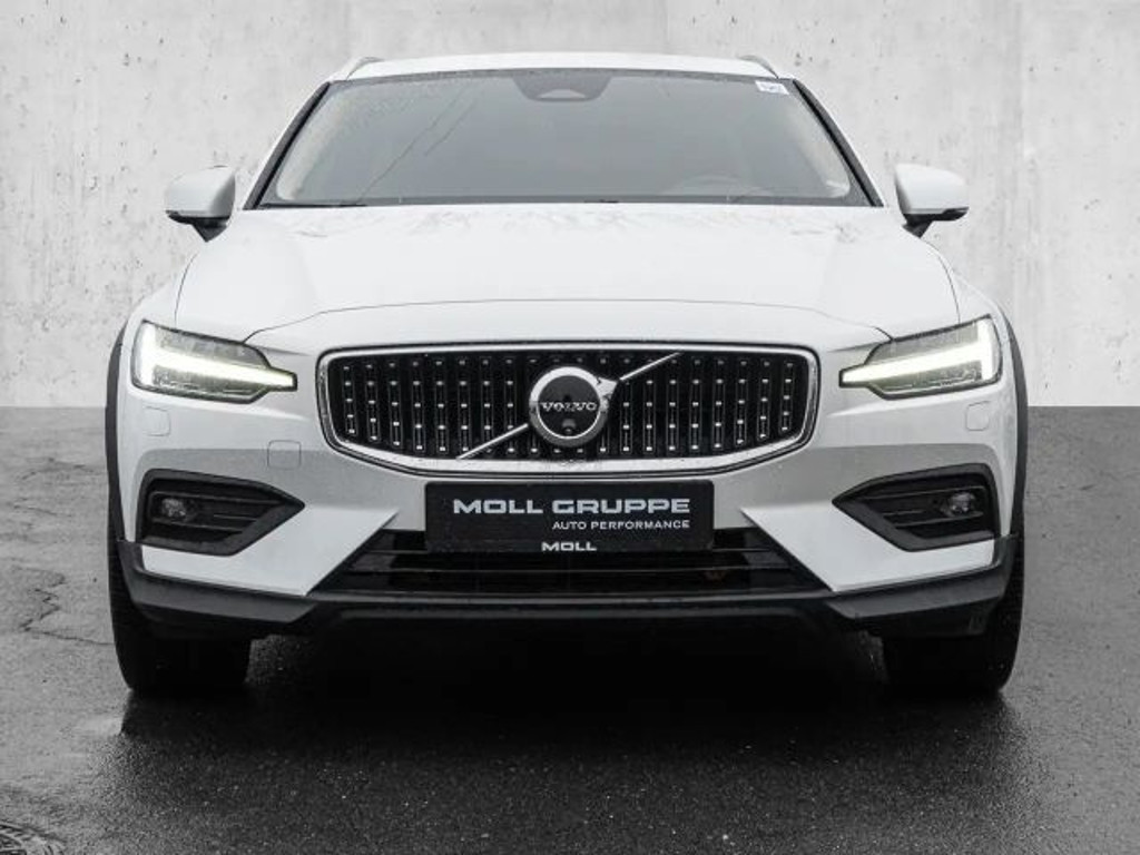 Volvo V60 Cross Country