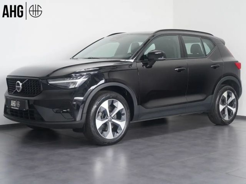 Volvo XC40 Plus Dark