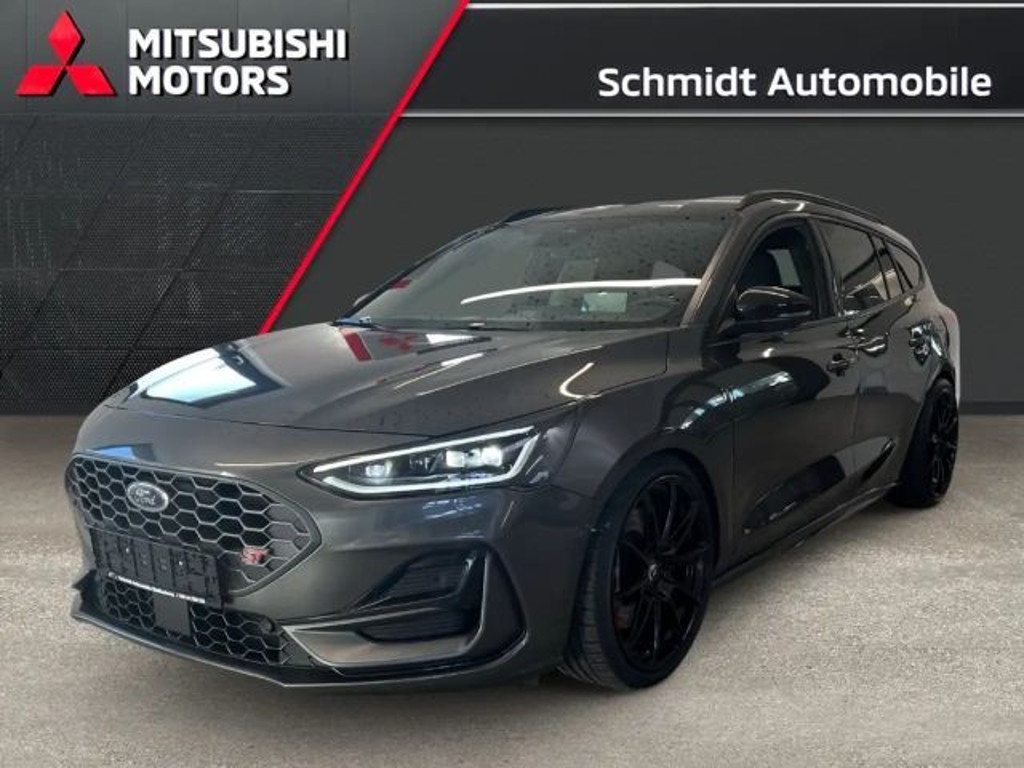 Ford Focus EcoBoost Wagon ST Line