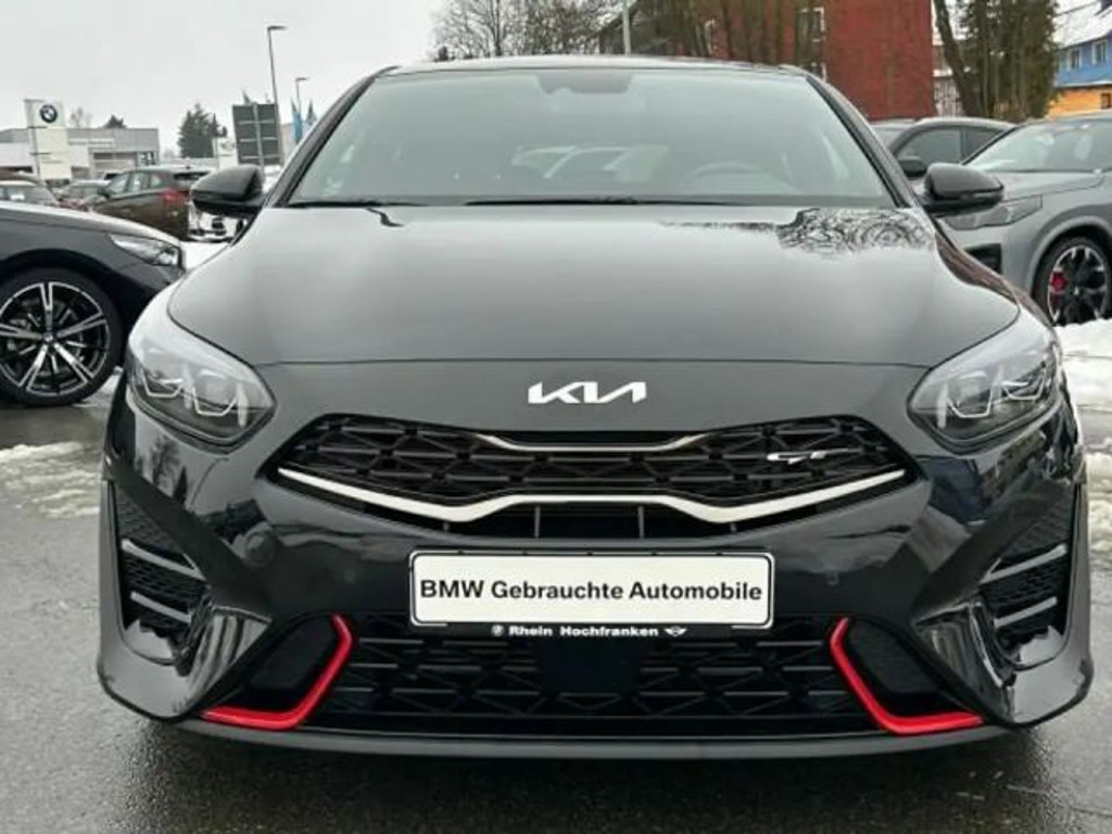 Kia ProCeed