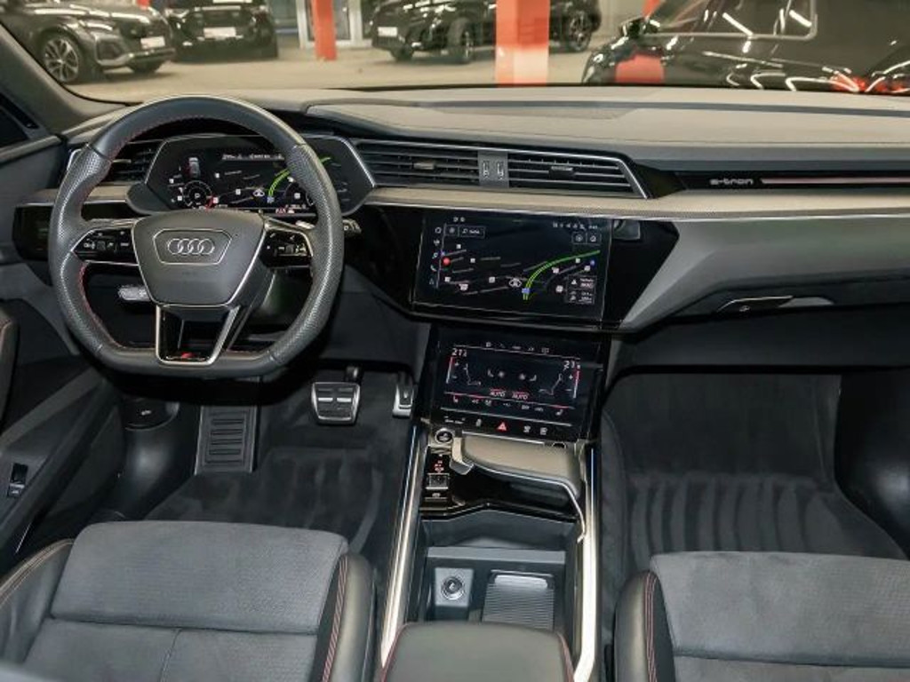 Audi Q8 e-tron