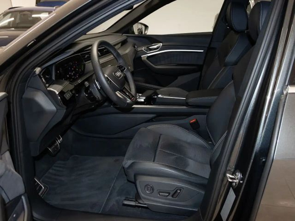 Audi Q8 e-tron