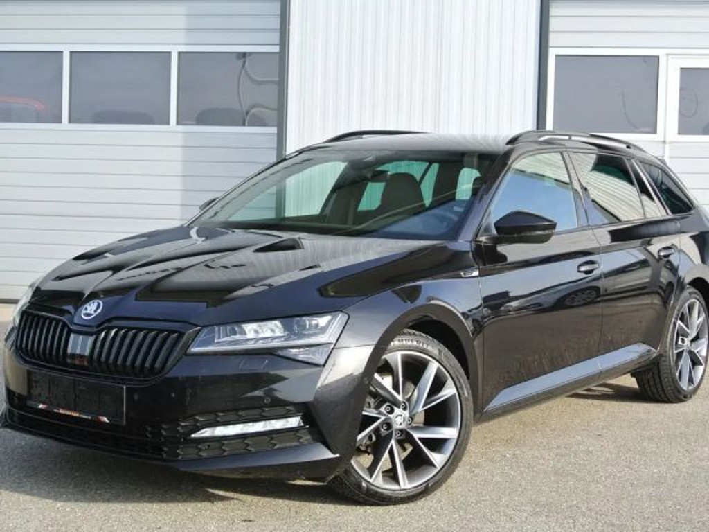 Skoda Superb Sportline iV