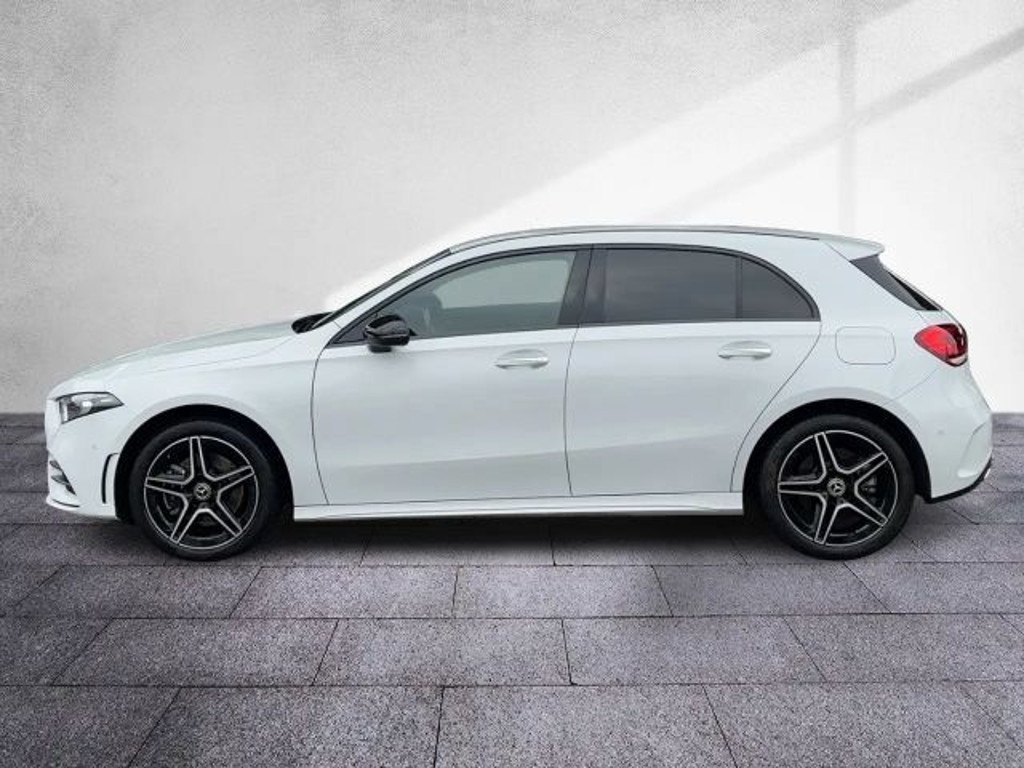 Mercedes-Benz A-Klasse A 250 AMG Line A 250 e Premium