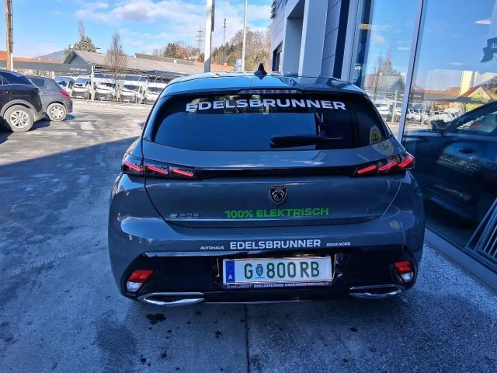 Peugeot e-308