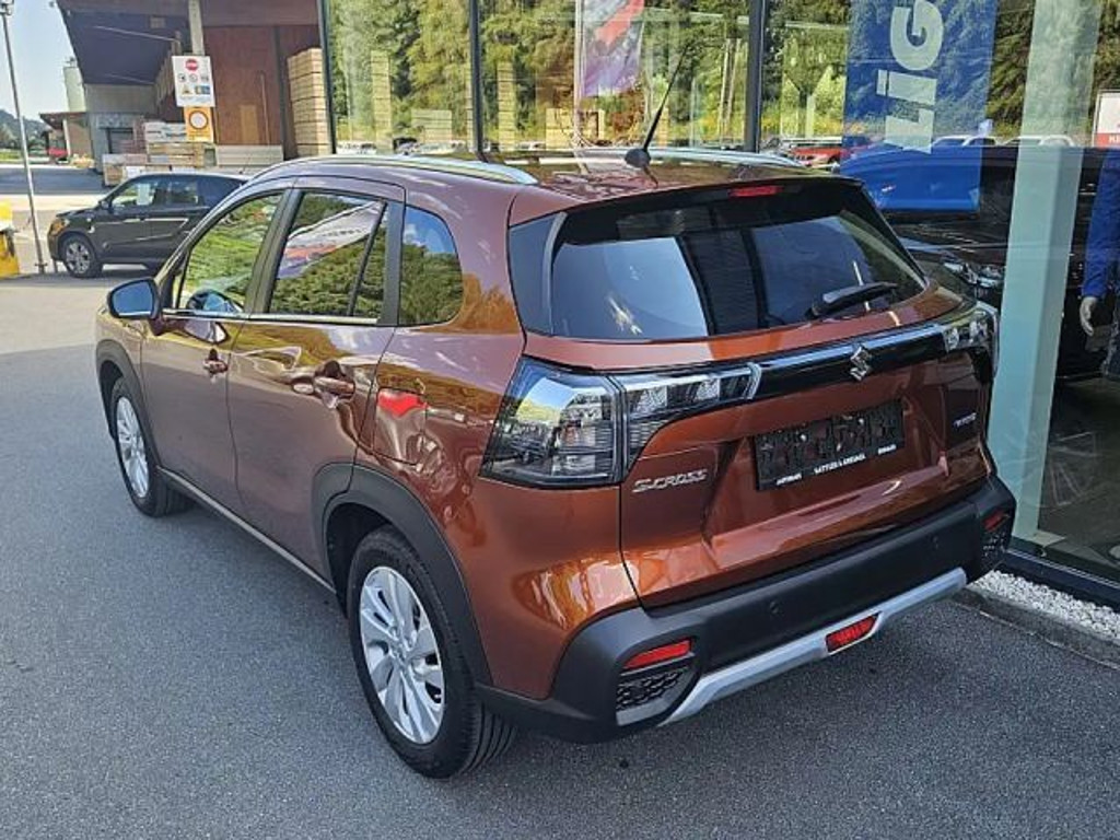 Suzuki S-Cross