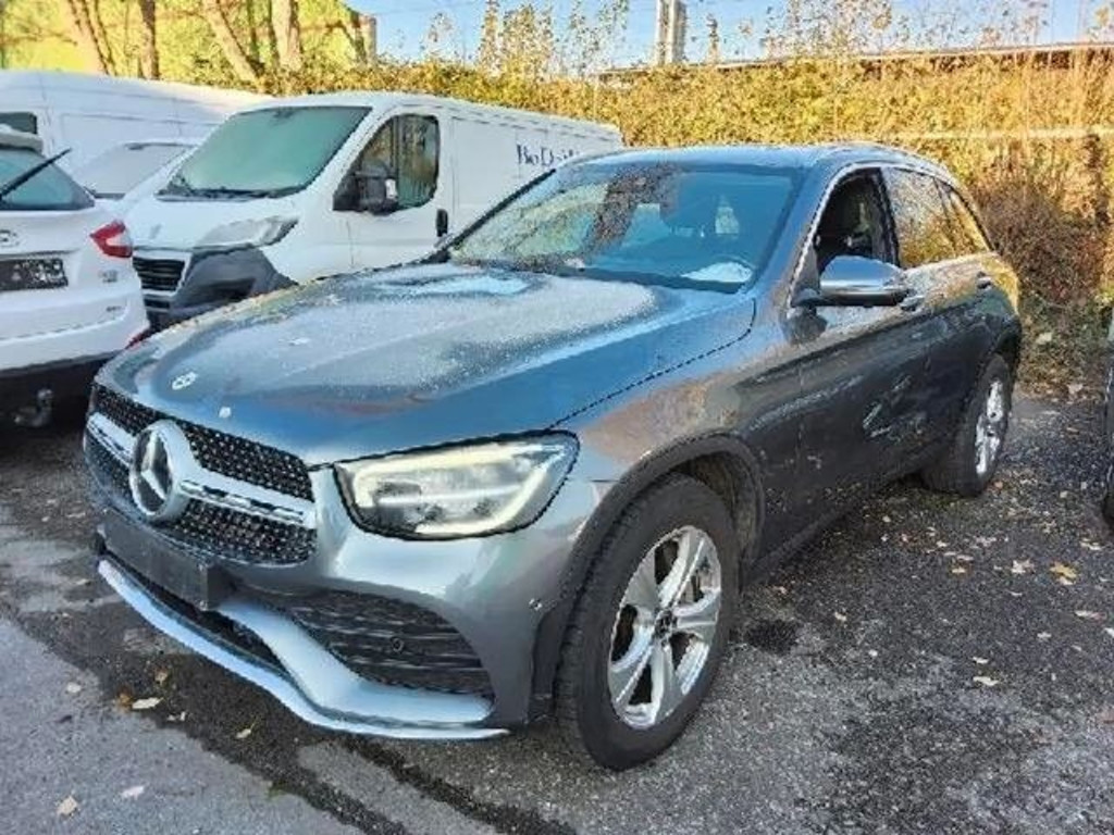 Mercedes-Benz GLC-Klasse GLC 300 4MATIC AMG Line
