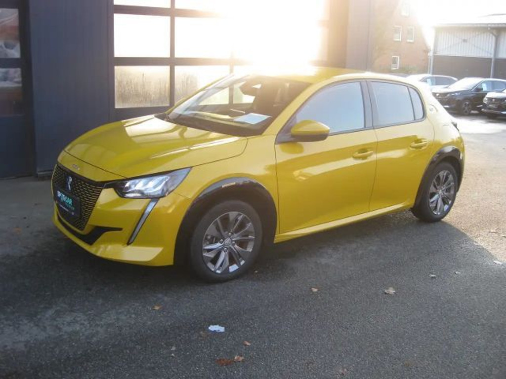 Peugeot e-208 Allure Pack