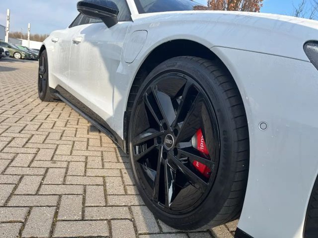 Audi e-tron GT