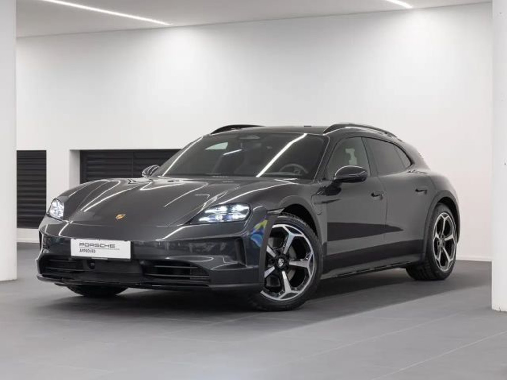 Porsche Taycan Cross Turismo 4