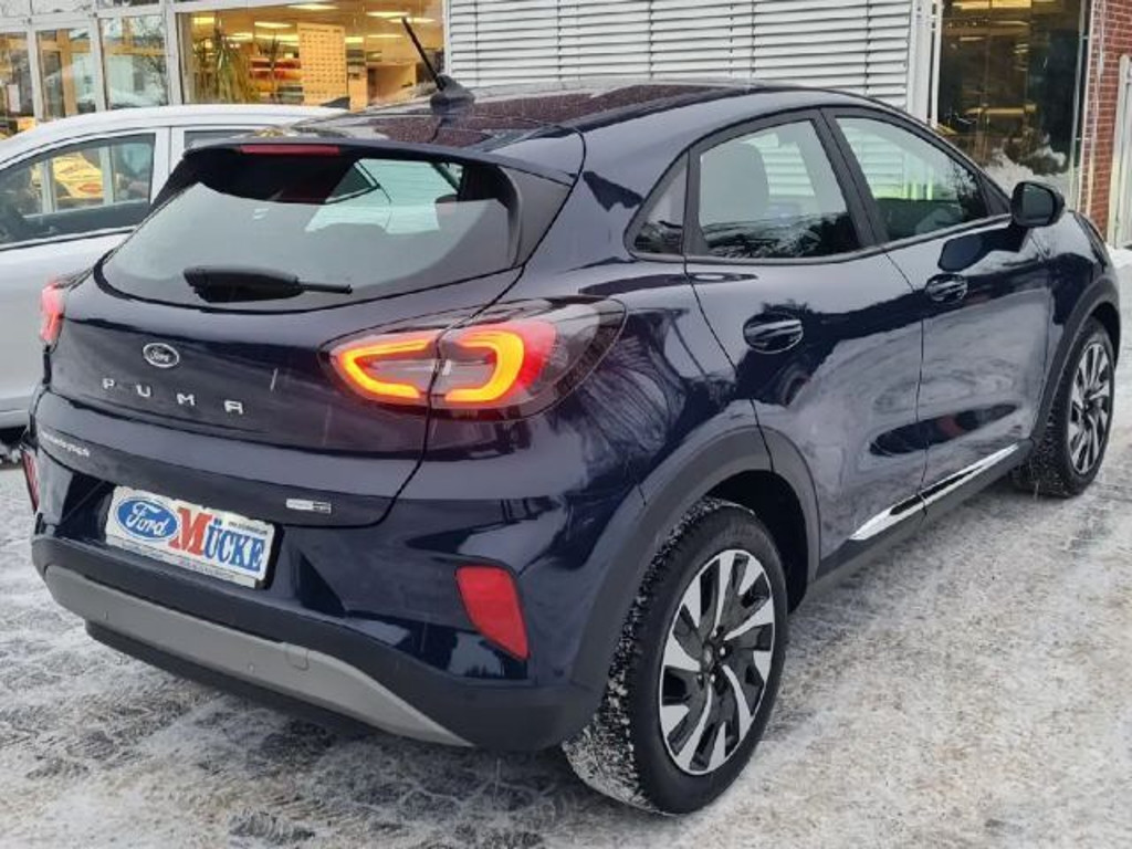 Ford Puma EcoBoost Titanium