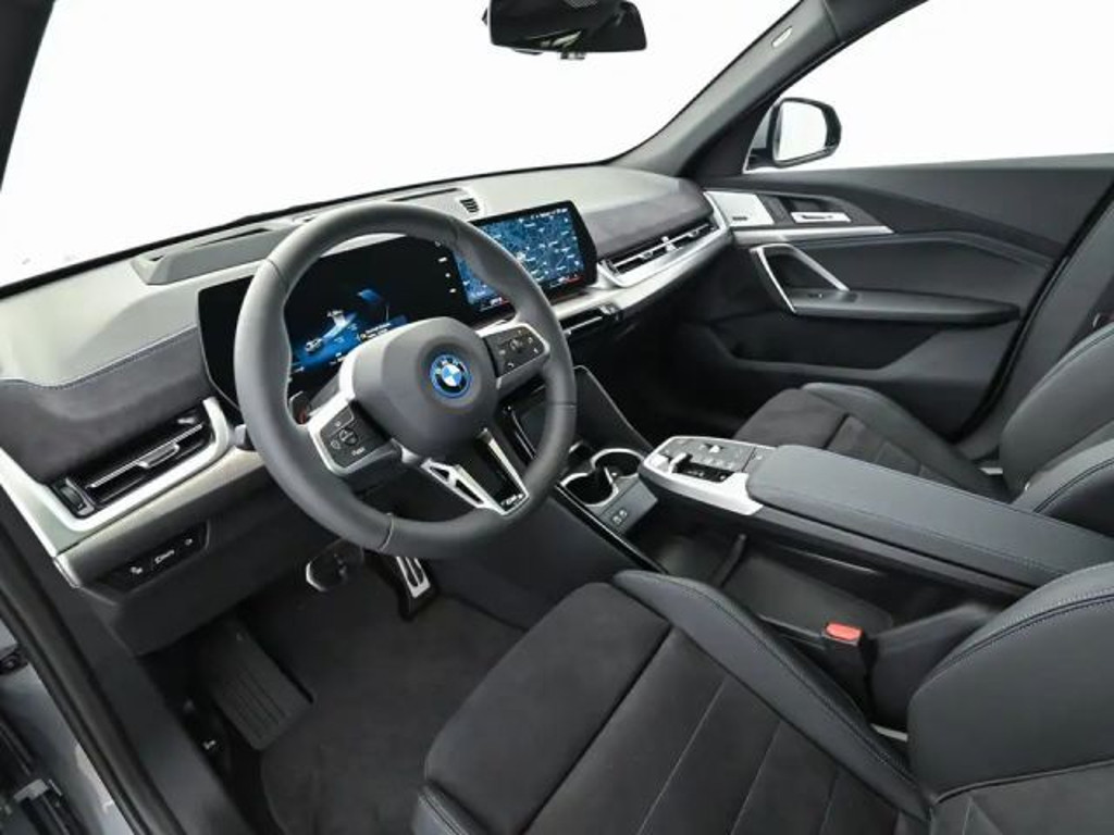 BMW iX2