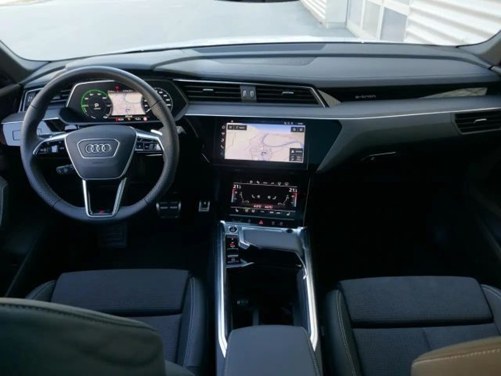 Audi Q8 e-tron