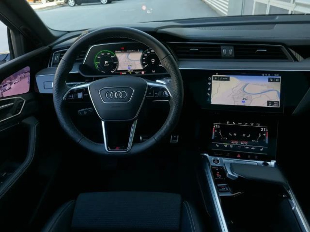 Audi Q8 e-tron