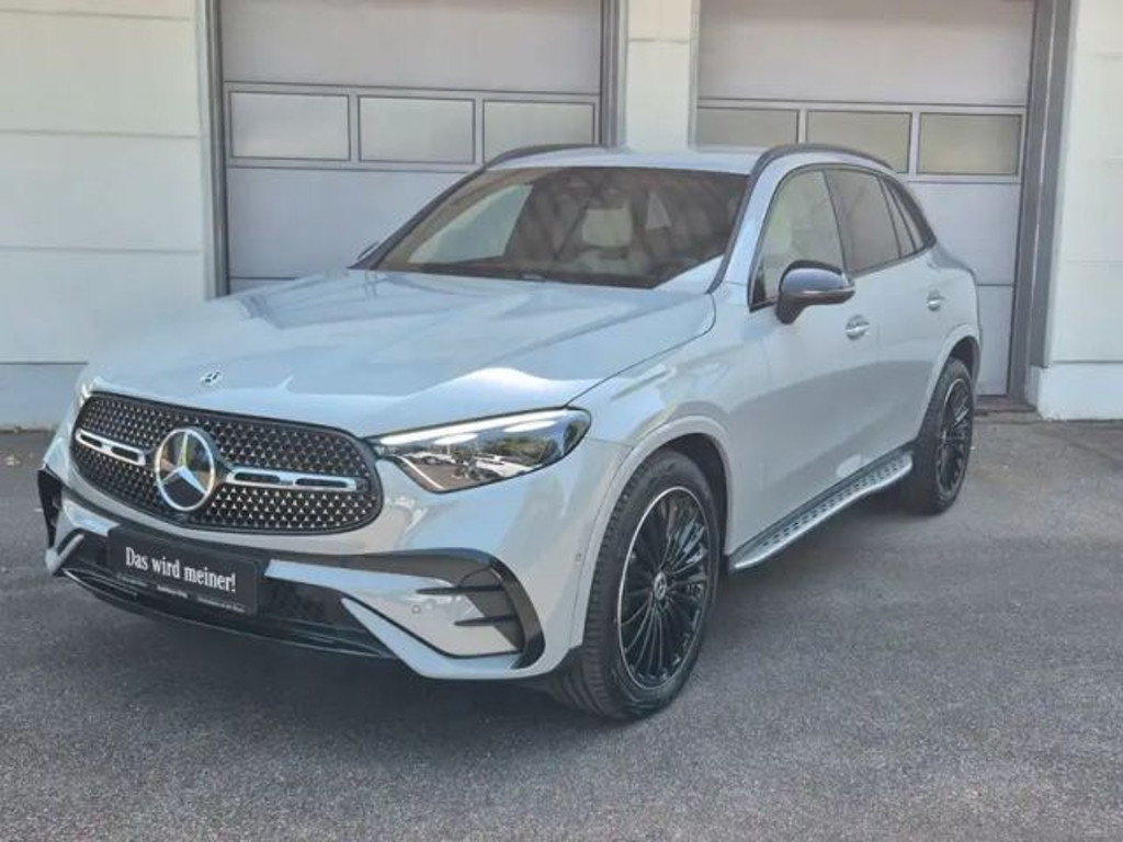 Mercedes-Benz GLC-Klasse GLC 300 4MATIC AMG Line Premium GLC 300 d