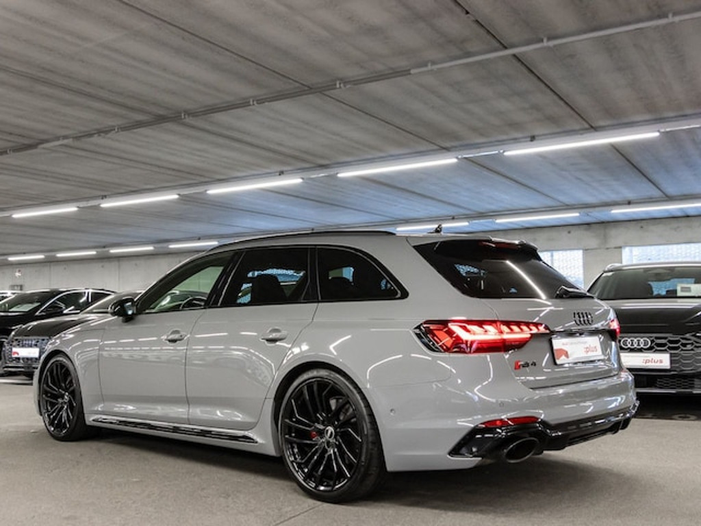 Audi RS4
