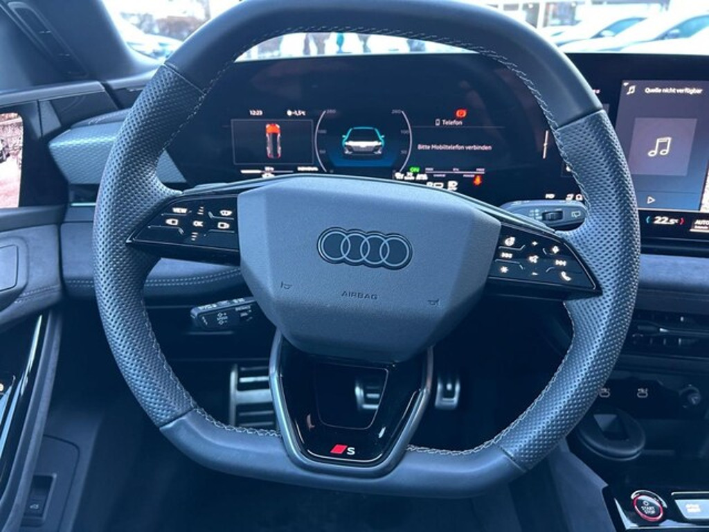 Audi A6 e-tron