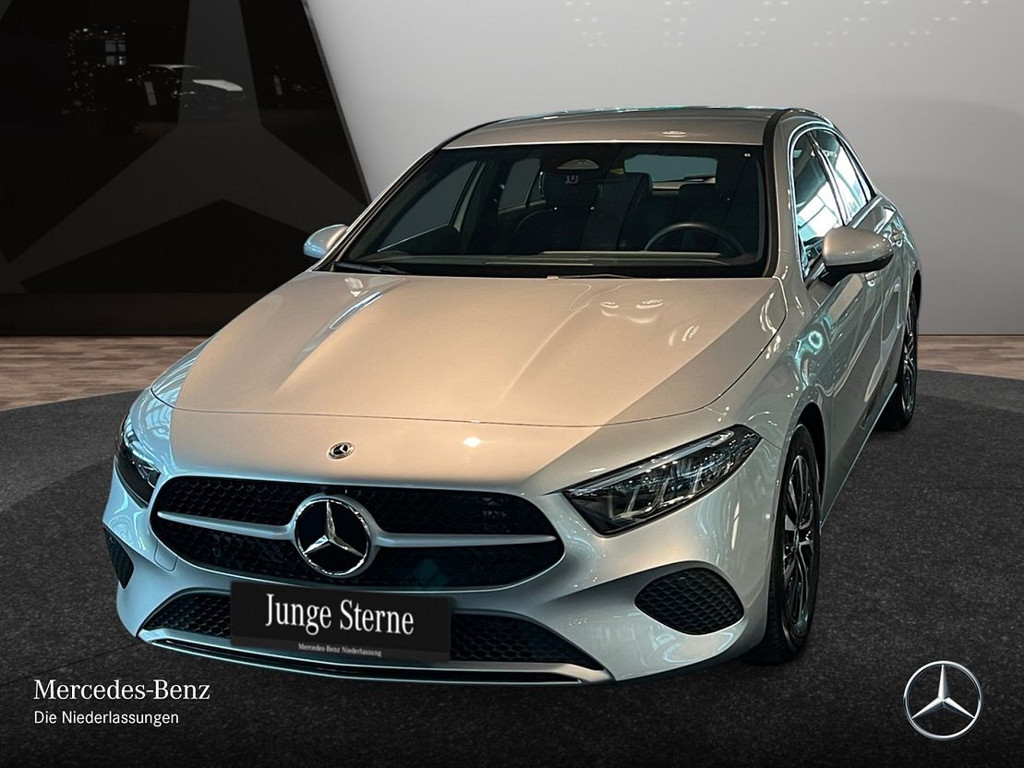 Mercedes-Benz A-Klasse A 180 A 180 d