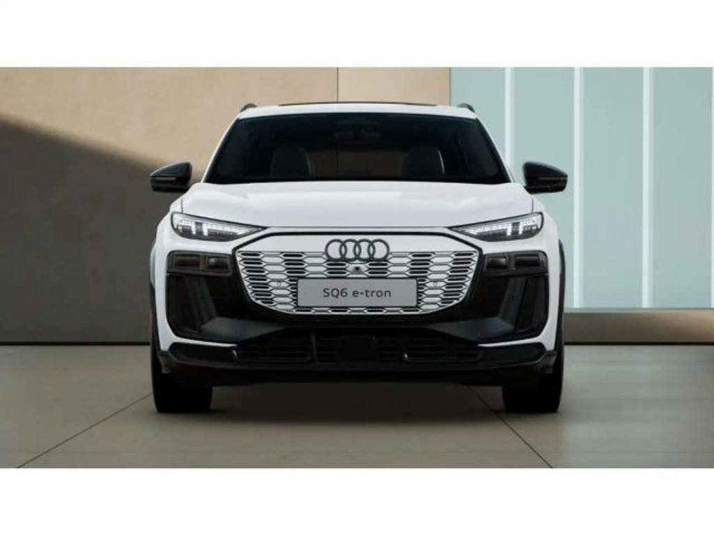 Audi SQ6 e-tron