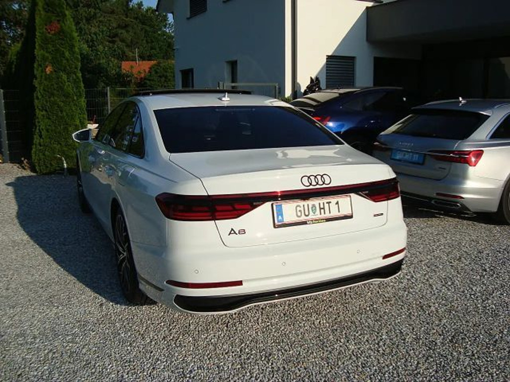 Audi S8 Quattro Hybride 60 TFSI