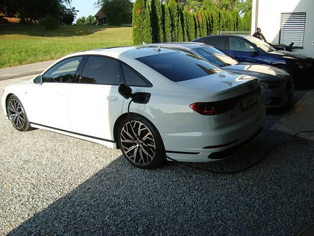 Audi S8
