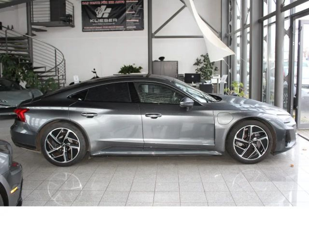Audi e-tron GT
