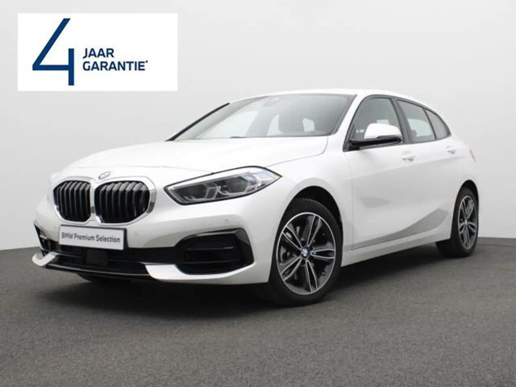 BMW 1 Serie 116 Sport Line Sedan