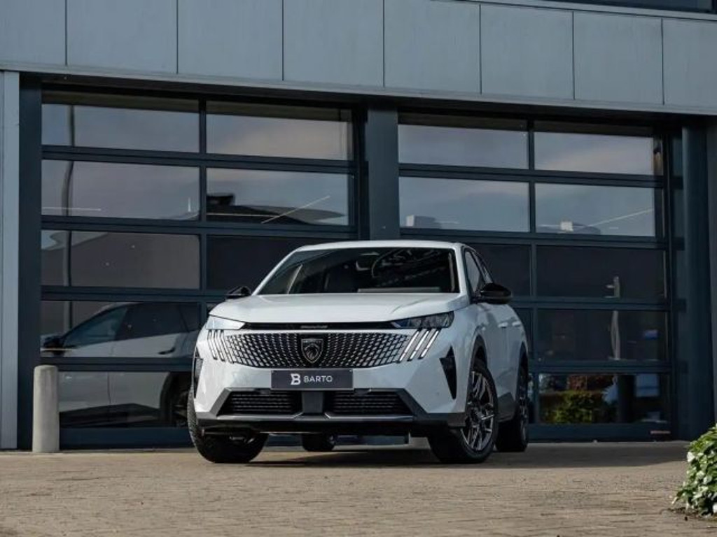 Peugeot 3008 MHEV | 136 PK AT | Pano dak | 360° Camera | Nav...