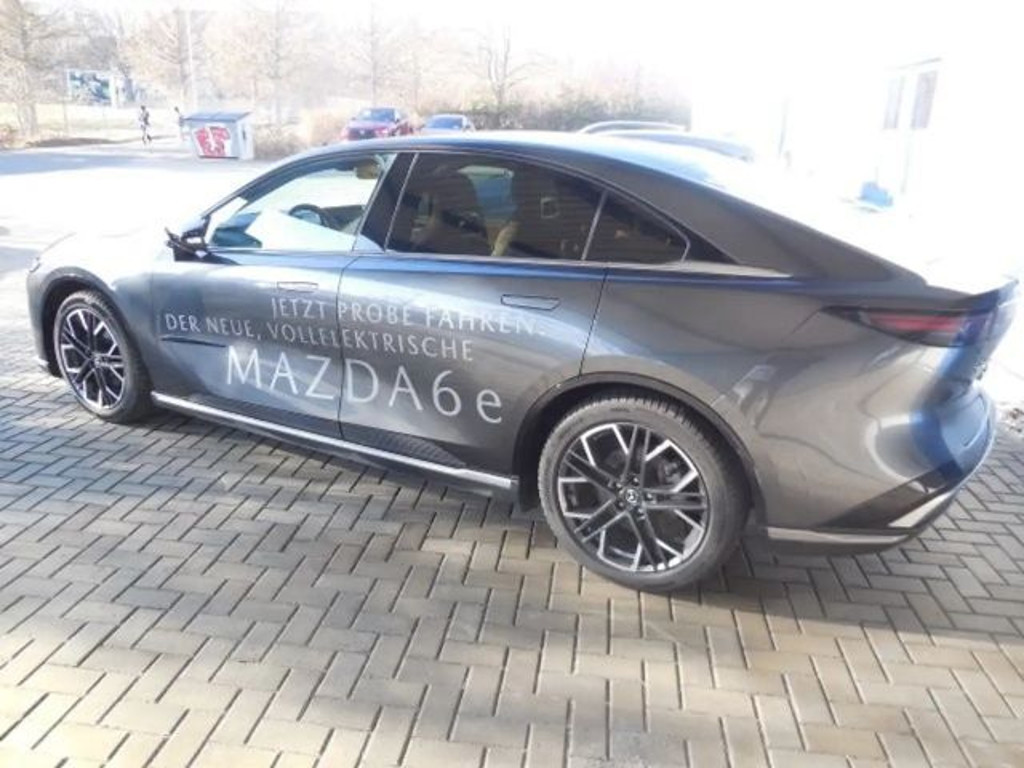 Mazda 6e