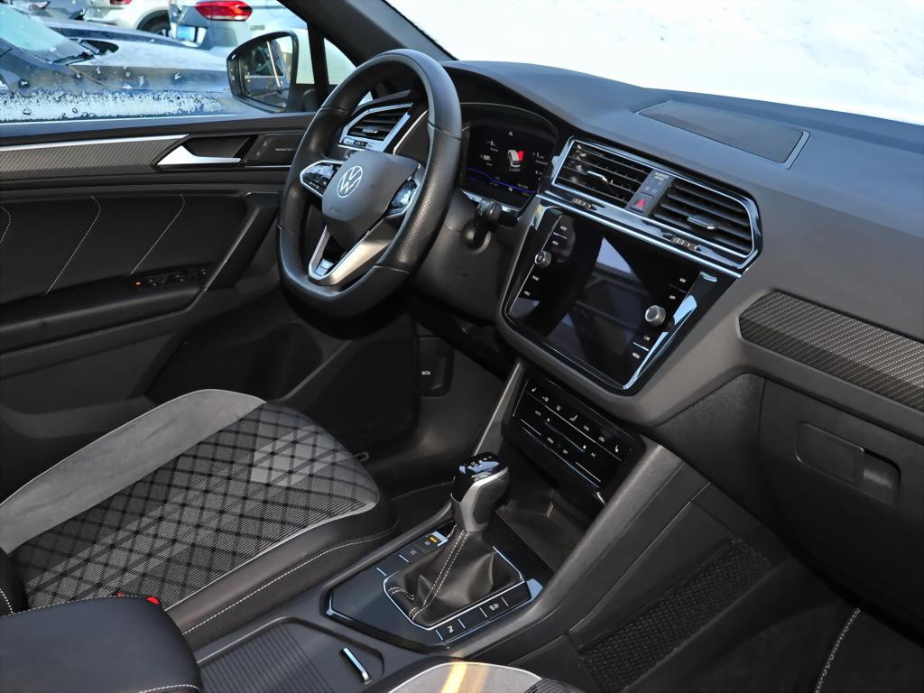 Volkswagen Tiguan DSG R-Line