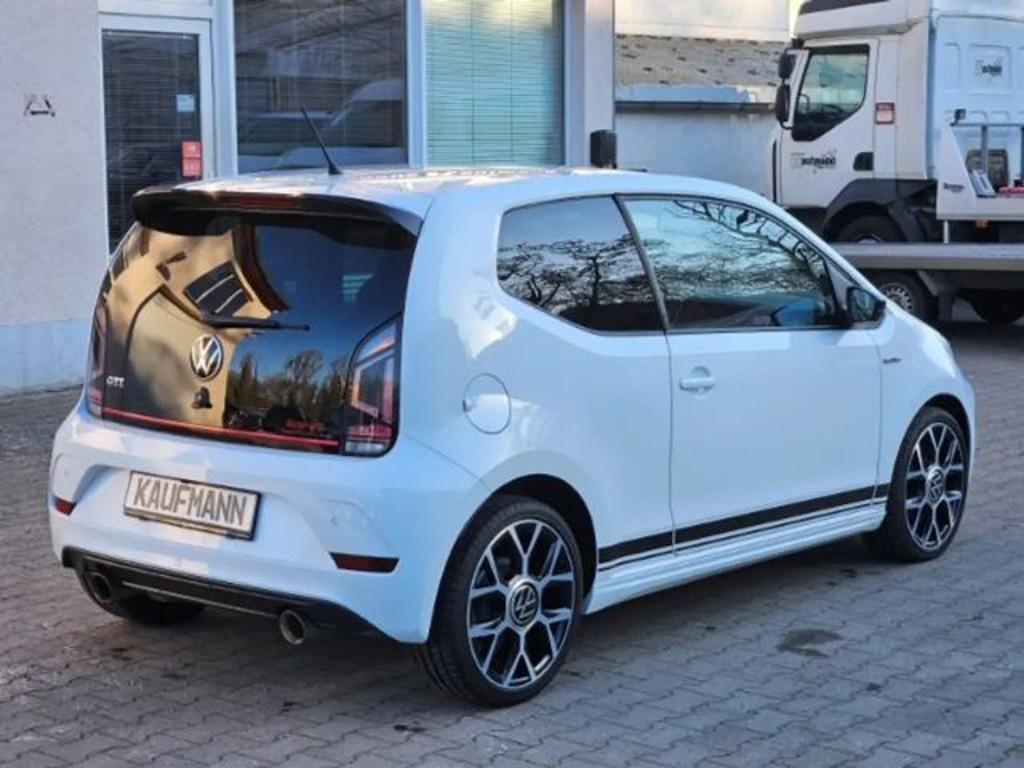 Volkswagen up! GTI