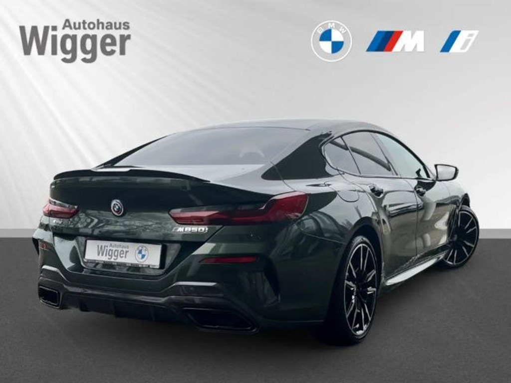 BMW M850