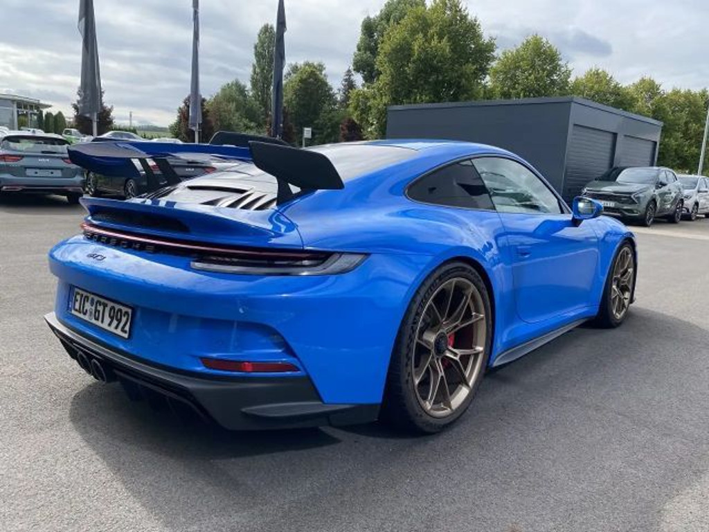 Porsche 992
