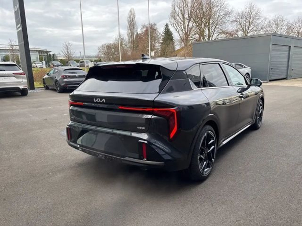 Kia K4
