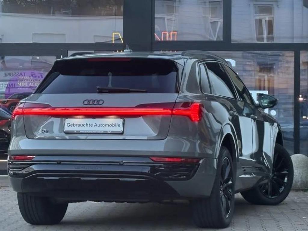Audi Q8 e-tron