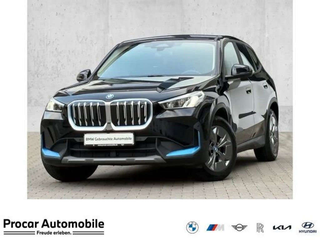 BMW iX1 xDrive30