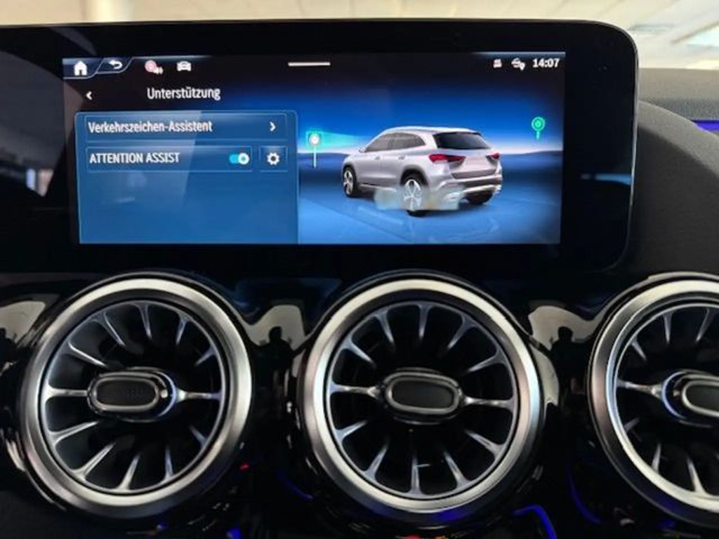 Mercedes-Benz GLA-Klasse