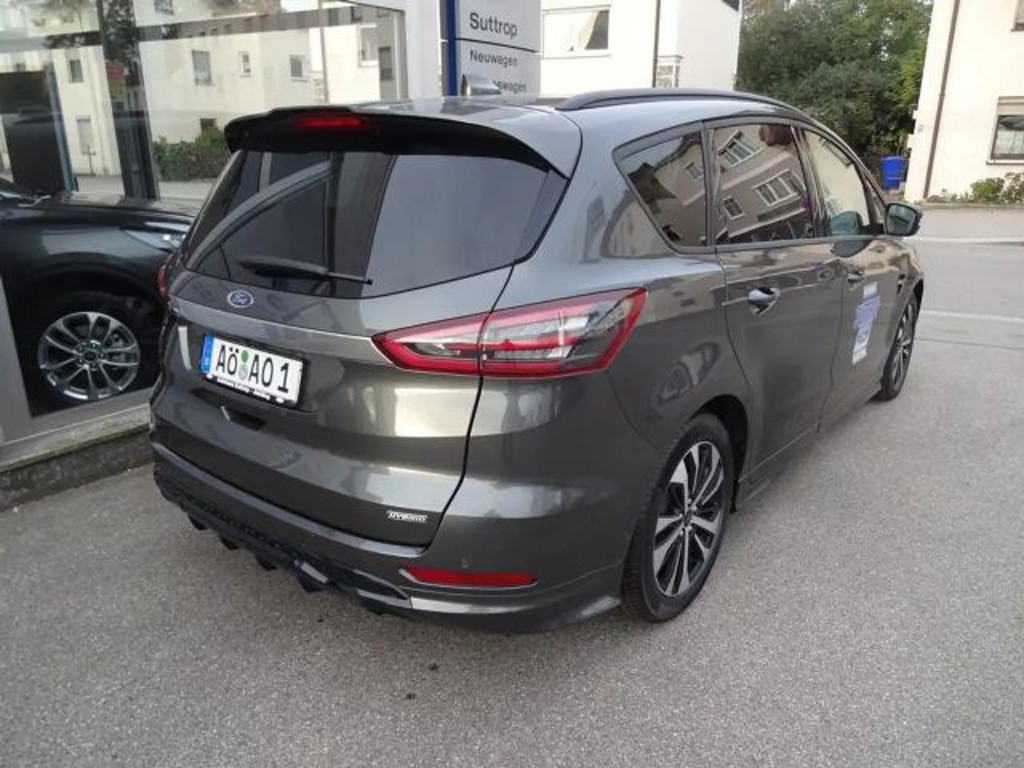 Ford S-Max
