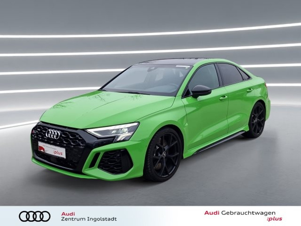 Audi RS3 Sedan Quattro S-Tronic