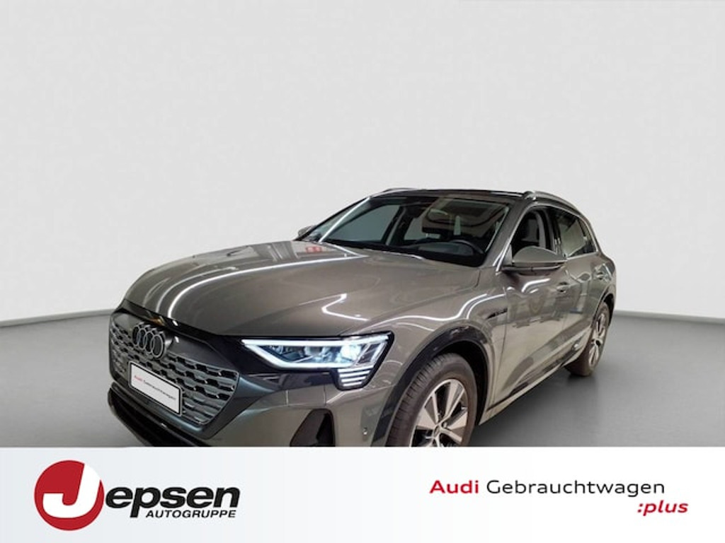 Audi Q8 e-tron Quattro 50