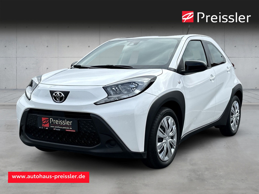 Toyota Aygo X Business 5-deurs Basis