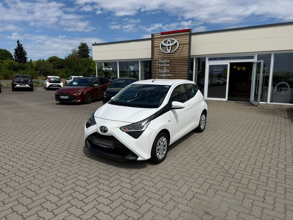 Toyota Aygo X-play 5-deurs Play